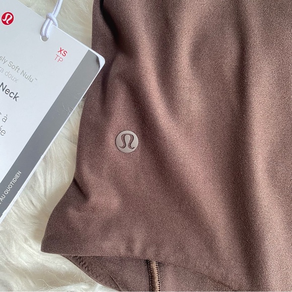 Lululemon Wundermost Ultra-Soft Nulu Square-Neck Sleeveless Bodysuit XS - Picture 9 of 9